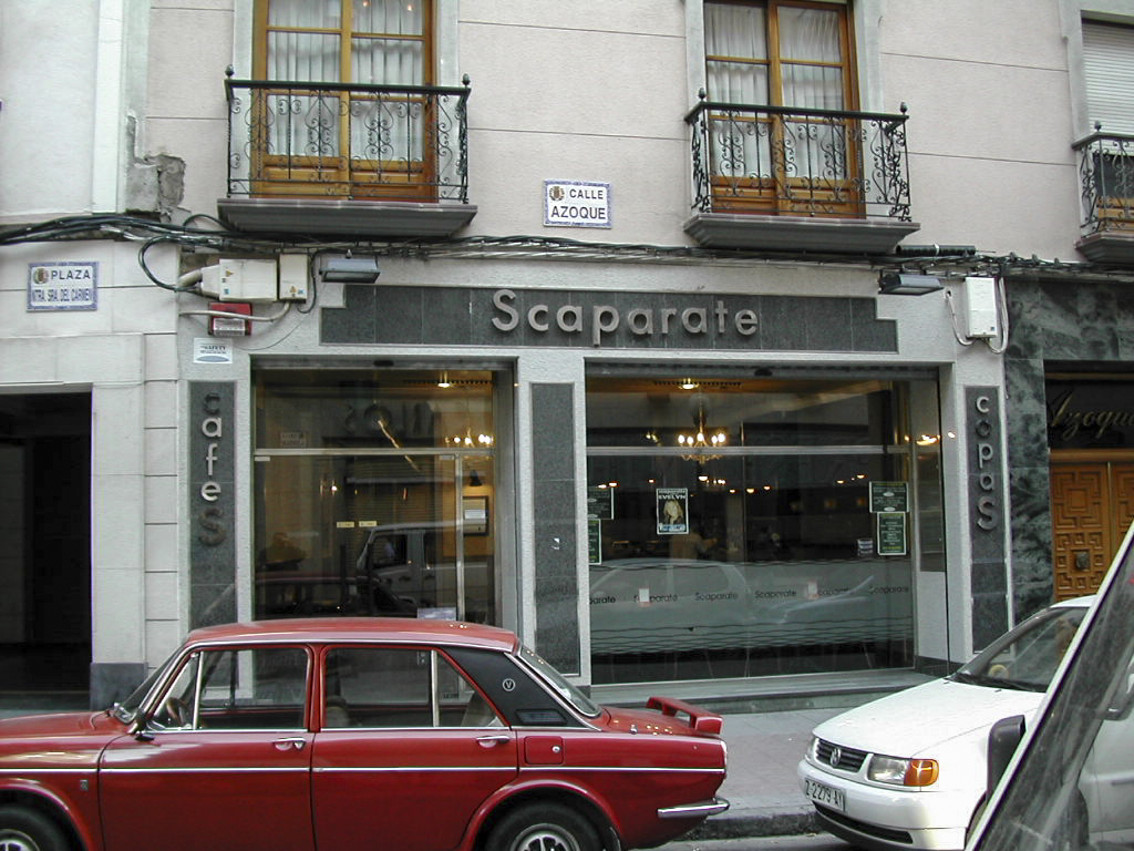 Scaparate cafés y copas